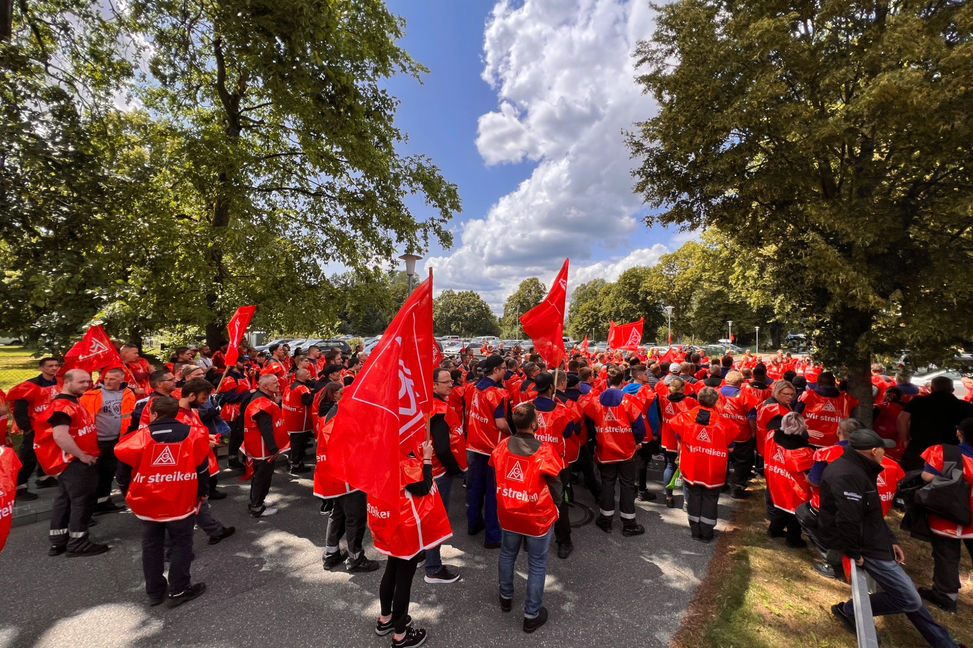 Warnstreik bei Brüggen in Lübtheen