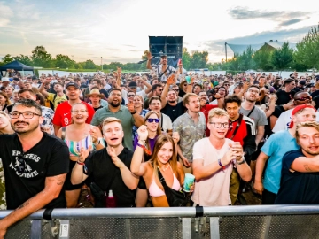 Gitarre & Bass statt Hetze und Hass